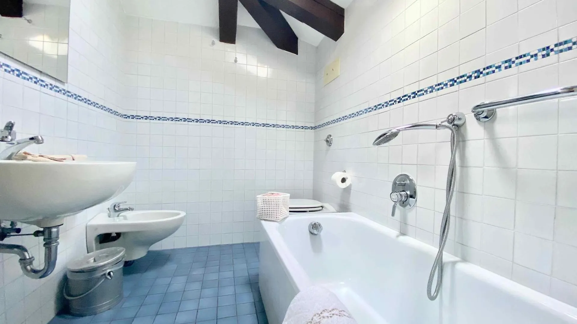 Ca Moro - Elegant Apartment With Private Terrace Venedik 0*,  İtalya
